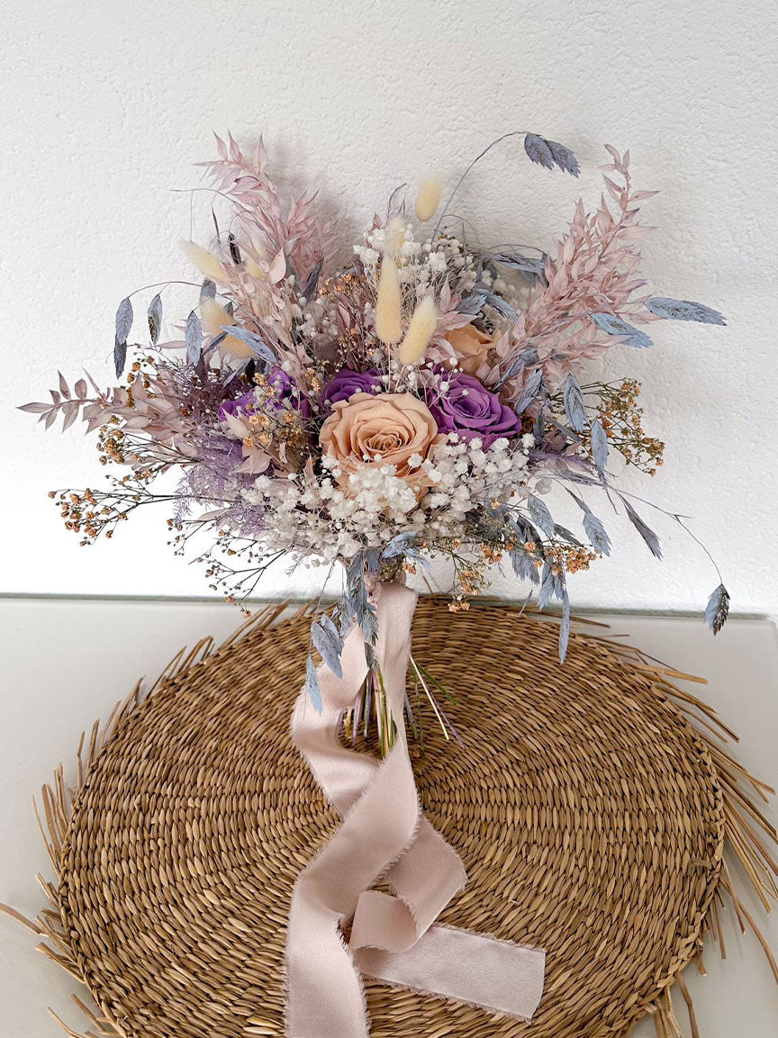 Das 'Mama Bouquet' als Symbol der Wertschätzung und Liebe, kunstvoll arrangiert mit sorgfältig ausgewählten Blumen.