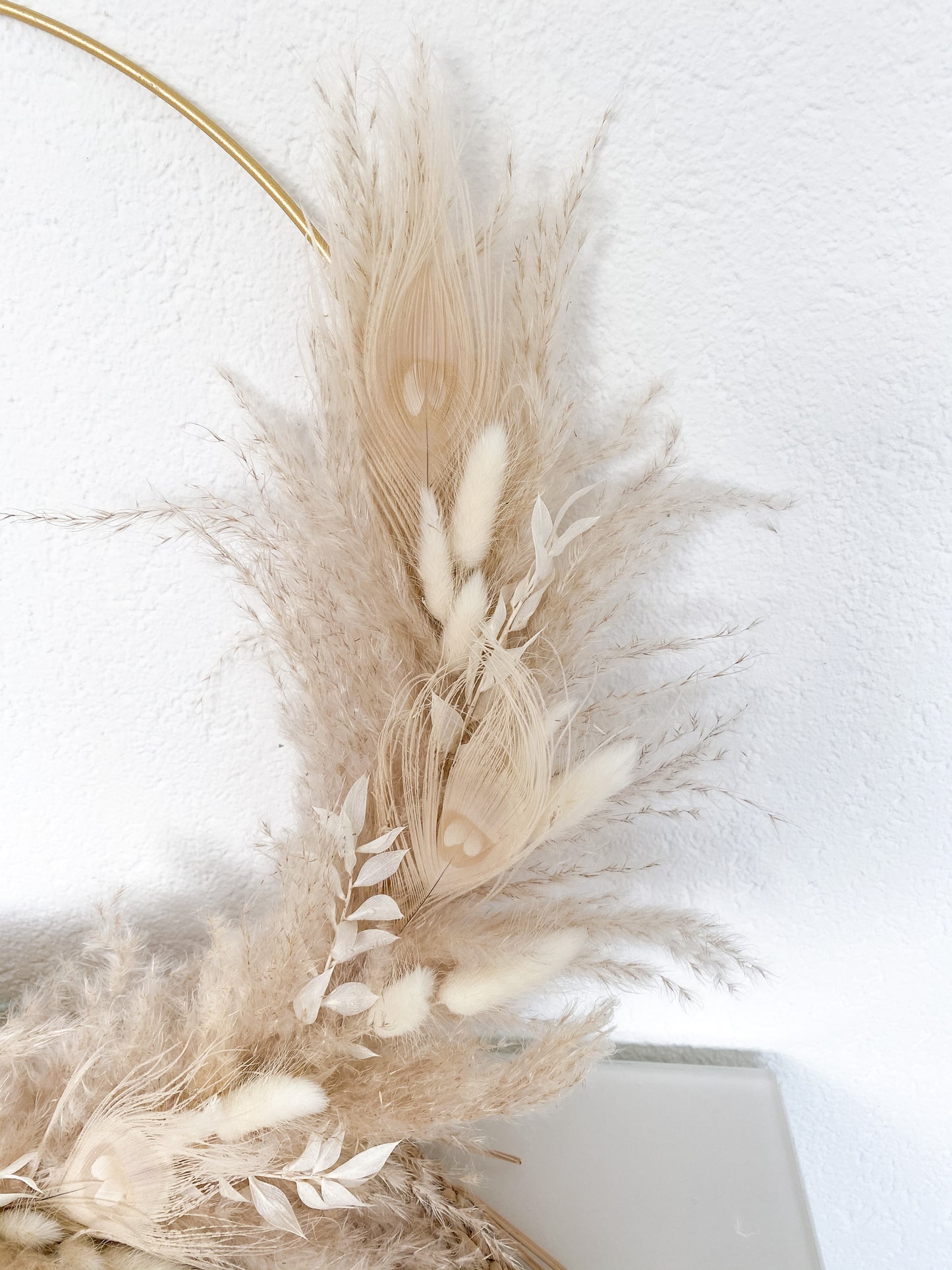 Zora Hoop mit Trockenblumen